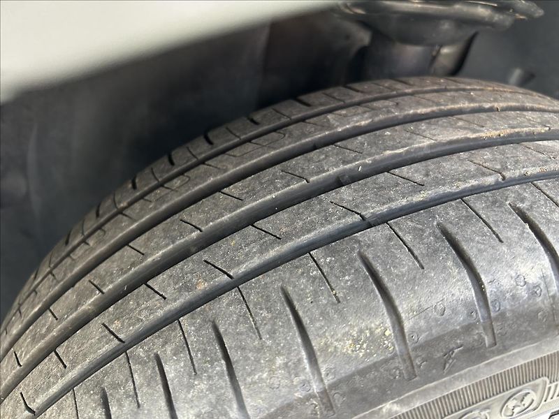 Škoda Karoq 1,0 TSi DPH  Kessy,LED,1xMajit - fotka 45 z 50