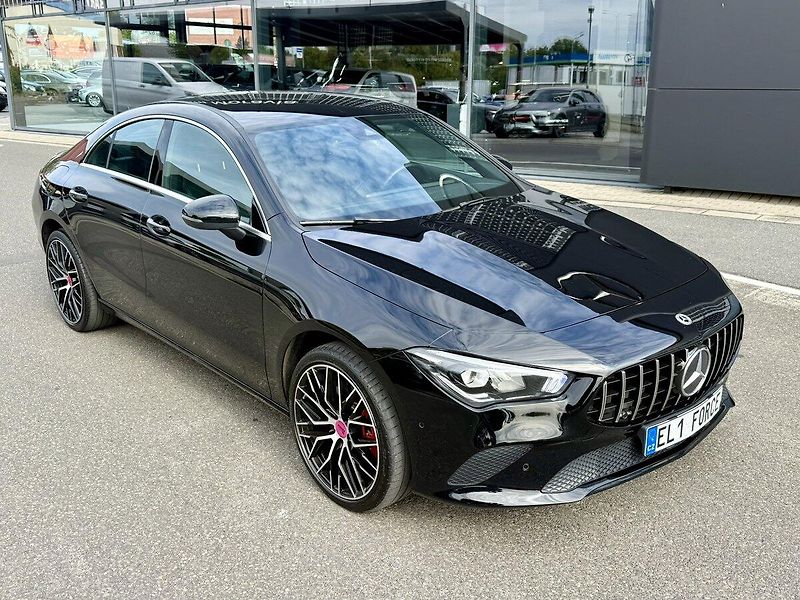 Mercedes-Benz CLA (2022) 250 e - fotka 35 z 38