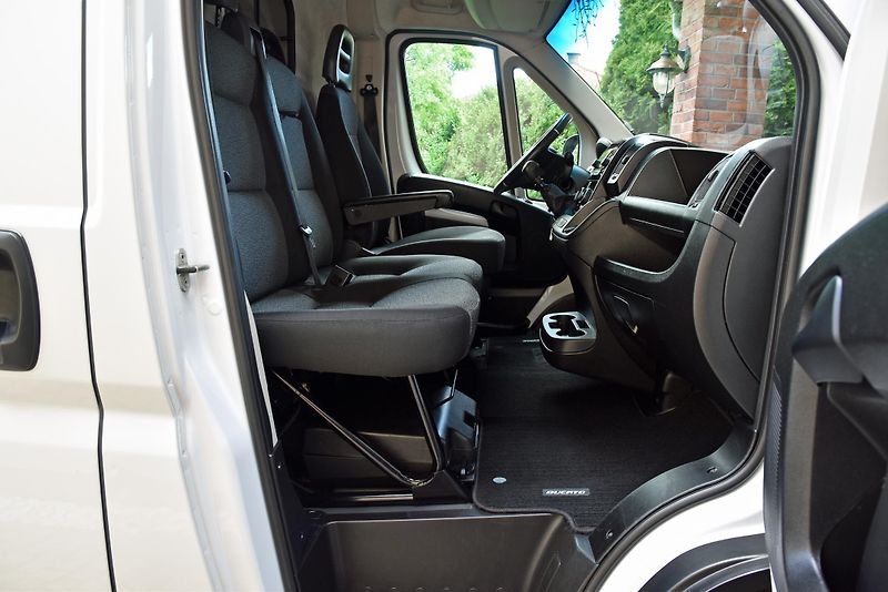 Fiat Ducato MAXI 2.3 JTD 140,KLIMA,TEMP,AL - fotka 36 z 57