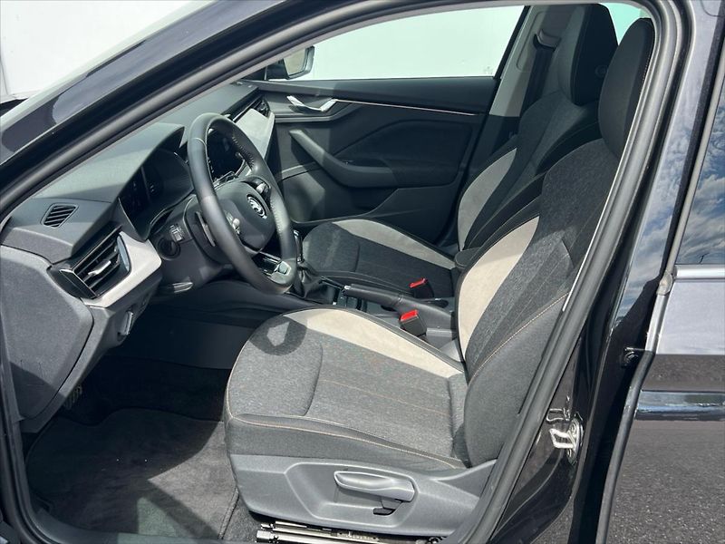 Škoda Scala 1,0 TSi 85 kW 7DSG 130 LET PRE - fotka 11 z 30