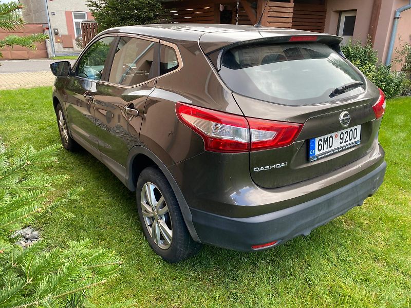 Nissan Qashqai (2016) Nissan Qashqai – 1. majitel - fotka 4 z 11