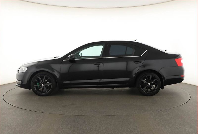 Škoda Octavia (2016) 1.6 TDI, Automat, Navi - fotka 3 z 18