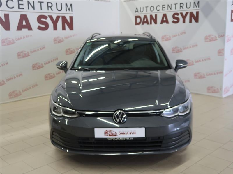 Volkswagen Golf 2,0 TDI Life 1.majitel TOP! - fotka 2 z 41