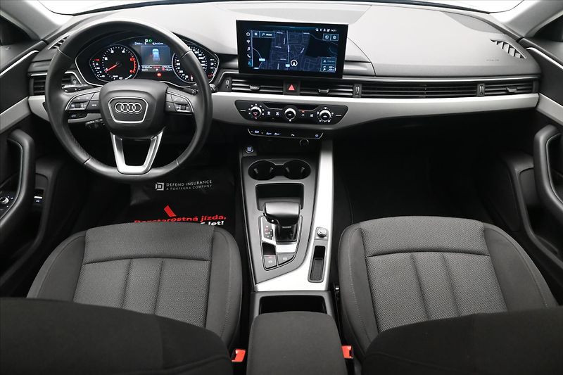 Audi A4 2,0 40TDI 150kW S-Tronic Záruk - fotka 15 z 32