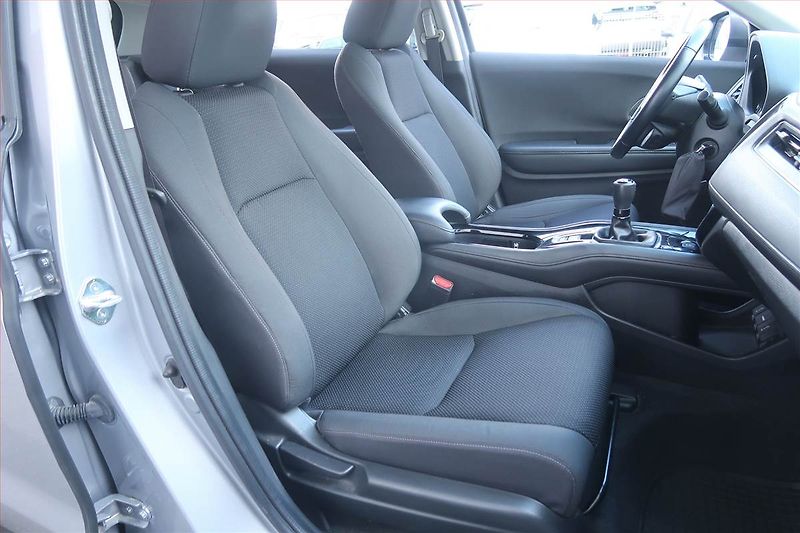Honda HR-V (2020) Elegance 1.5 i-VTEC - fotka 9 z 20