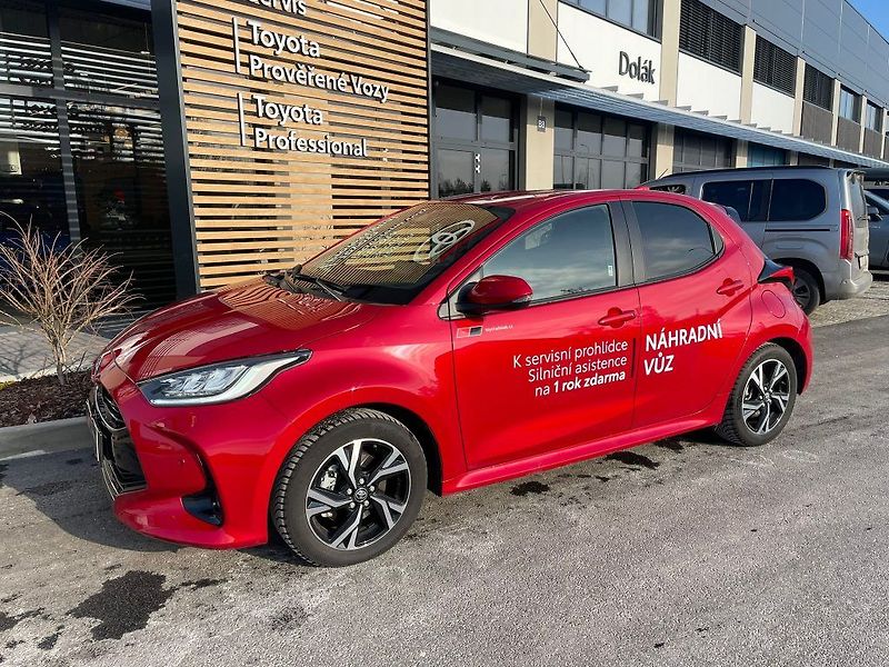 Toyota Yaris 1.5 Hybrid 116HP Style - fotka 8 z 27