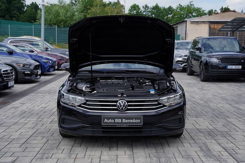 Volkswagen Passat (2020) B8 2.0TDi 90kW DSG - fotka 9 z 45