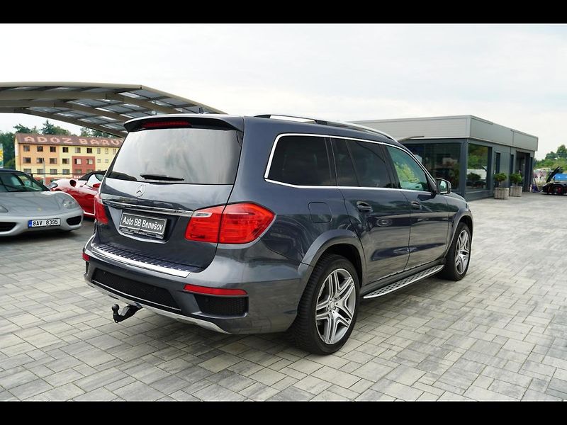 Mercedes-Benz GL 350d, 4Matic, AMG, 7míst, - fotka 6 z 50