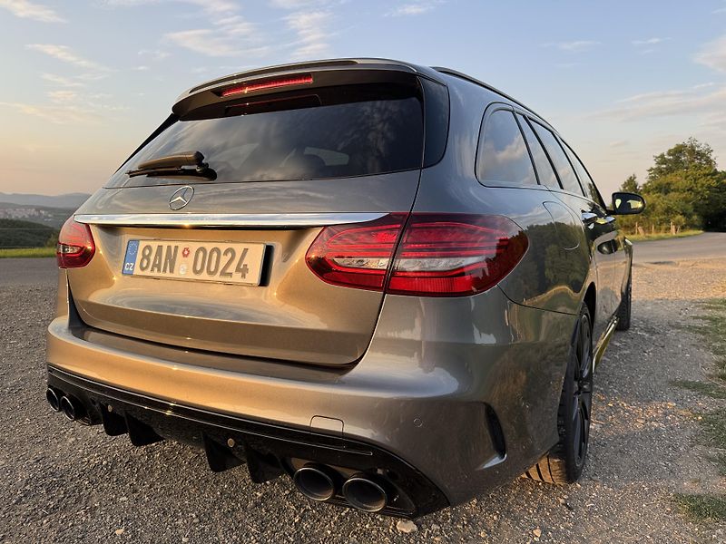 Mercedes-Benz Třídy C (2019) C43 AMG, odpočet DPH - fotka 2 z 26