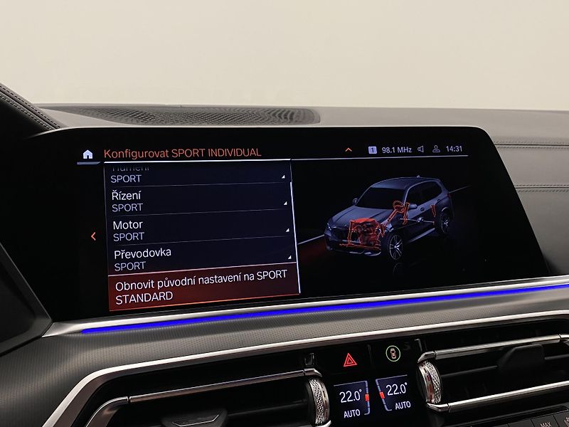 BMW X5 M50D xDrive CZ AUT REZERVACE - fotka 79 z 123
