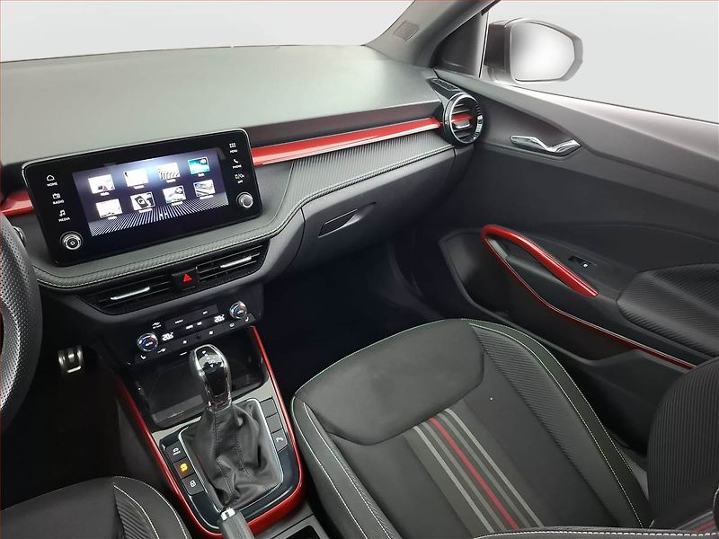 Škoda Fabia (2025) 1.0 TSI, Monte Carlo, FullLed - fotka 8 z 22