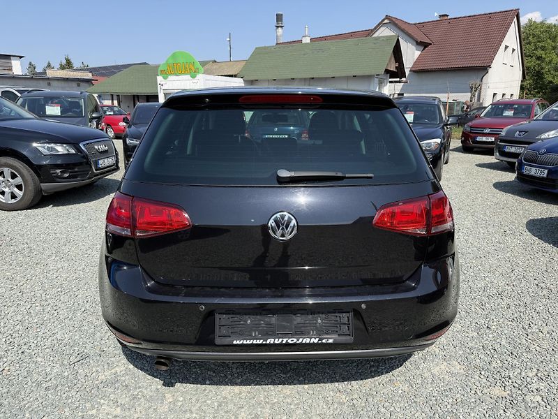 Volkswagen Golf 1.2 TSI DIGIKLIMA  - fotka 5 z 13