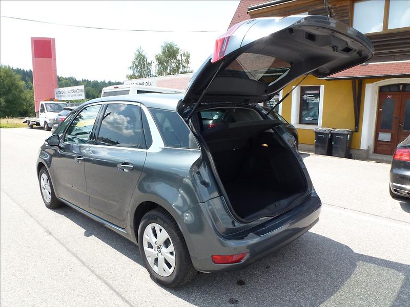 Citroën C4 Picasso 1,2 PureTech 130 6MAN Turbo Od - fotka 23 z 55