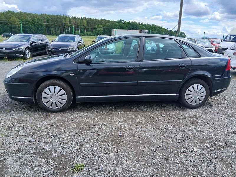 Citroën C5 2.0 HDI, klima - fotka 13 z 26