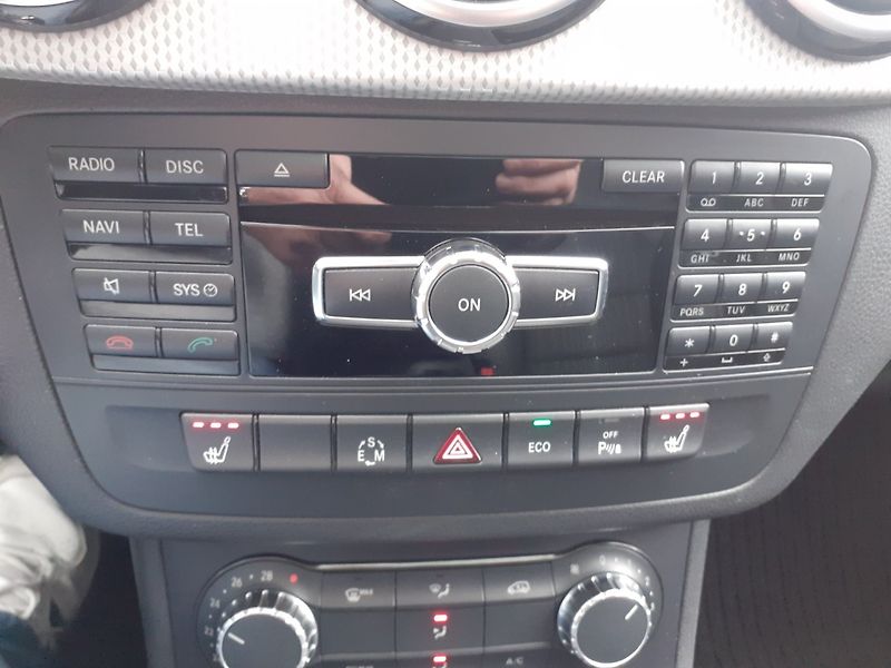 Mercedes-Benz Třídy B (2014) 180 1.5 CDi  AUTOMAT - fotka 15 z 38