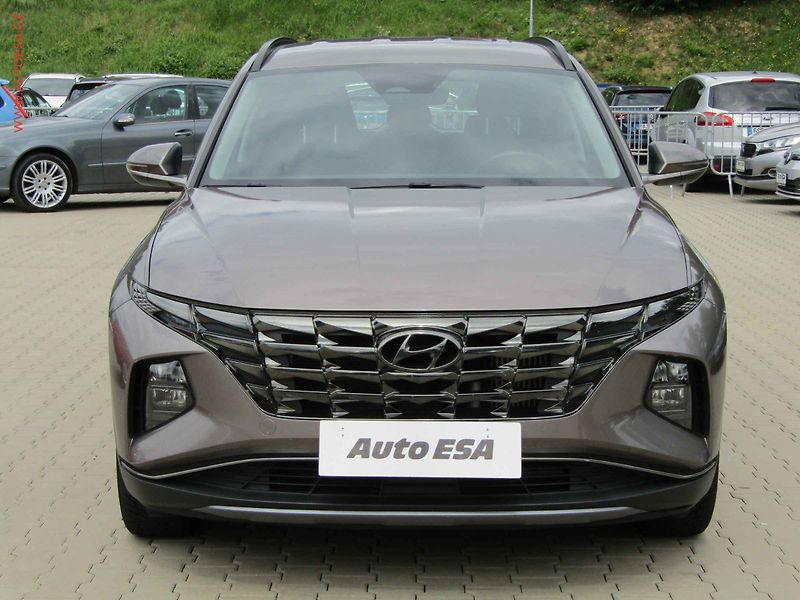 Hyundai Tucson (2022) 1.6i, AC, LED, navi - fotka 2 z 19