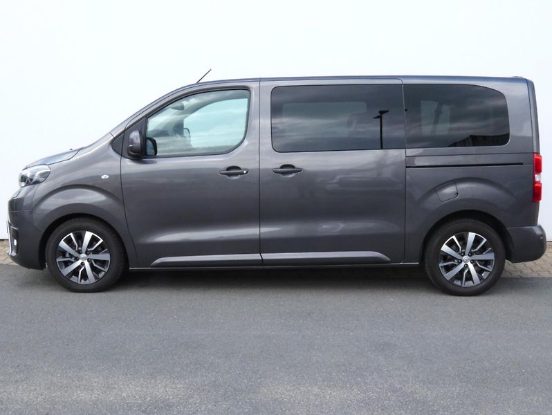 Toyota ProAce (2017) 2.0 D-4D 110KW 8-MÍST - fotka 14 z 30