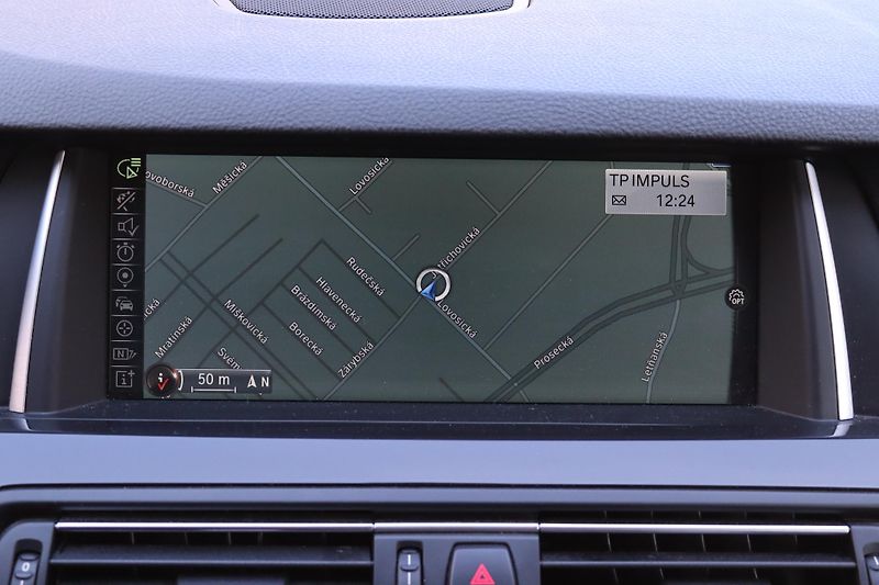 BMW Řada 5 530D XDRIVE F10 190kW - fotka 31 z 50