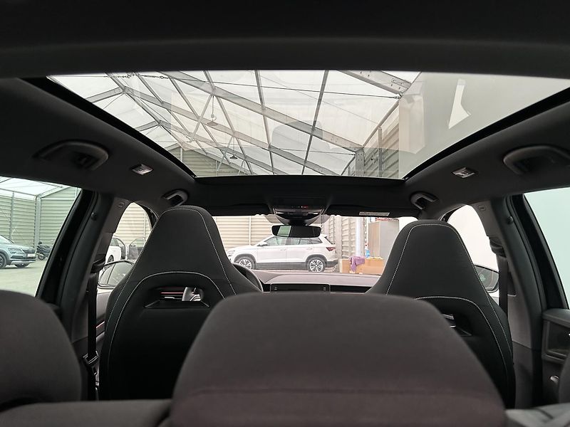 Škoda Scala 1.0 TS Monte Carlo - fotka 25 z 25