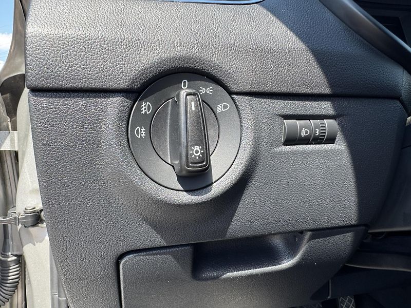 Škoda Octavia 1.6TDi,klima,nové v ČR - fotka 36 z 37