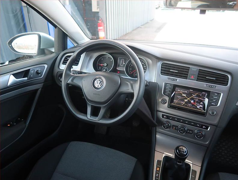 Volkswagen Golf (2015) 1.6 TDI, 4X4, Navi, Tempomat - fotka 7 z 21