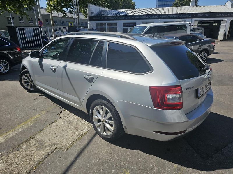 Škoda Octavia (2020) 2.0TDI 110kW DSG kombi - fotka 3 z 15