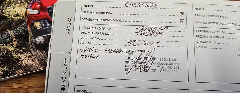 Jeep Cherokee (2015) 2.0D MJET LIMITED AWD LED DPH - fotka 54 z 54