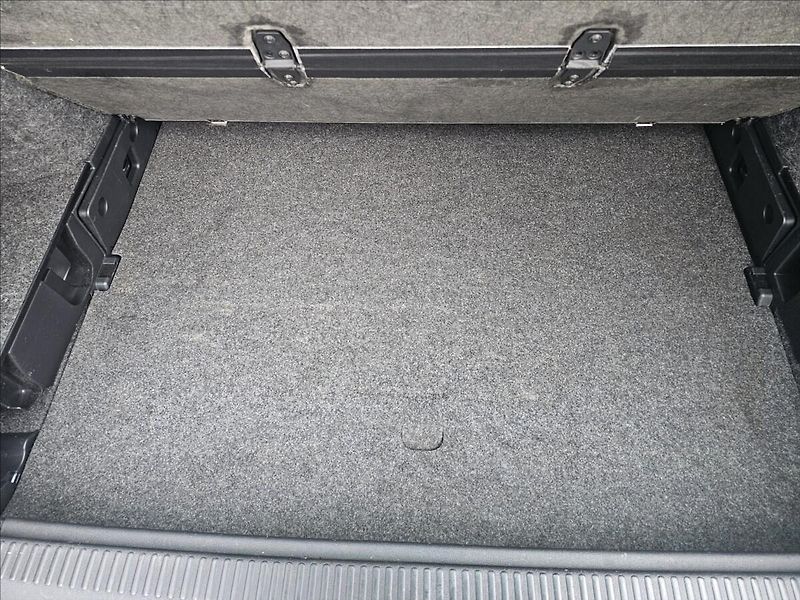 Škoda Octavia III 2,0TDi 110KW DSG Elegance - fotka 33 z 49