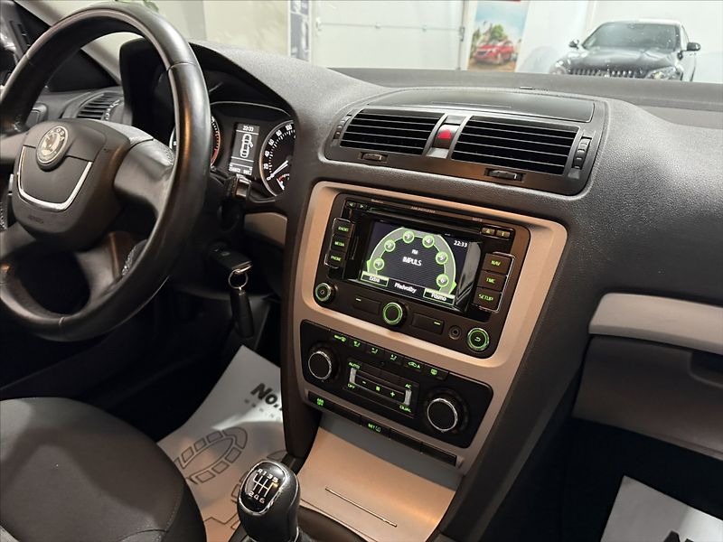 Škoda Octavia 1,2   TSI 77KW NOVÉ ROZVODY - fotka 16 z 31