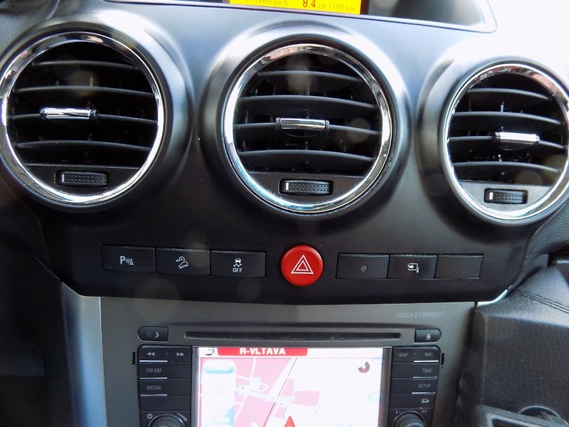 Opel Antara (2014) 2.2CDTi/COSMO/4x4/AT/LED/ - fotka 35 z 40