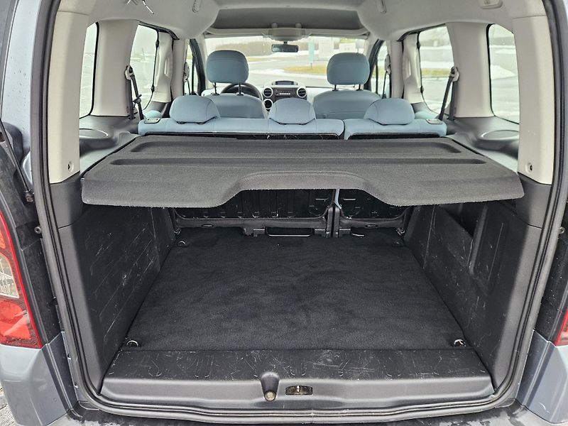 Citroën Berlingo (2013) 1.6 88kw, PĚKNÝ STAV,  SPLÁTKY - fotka 19 z 21