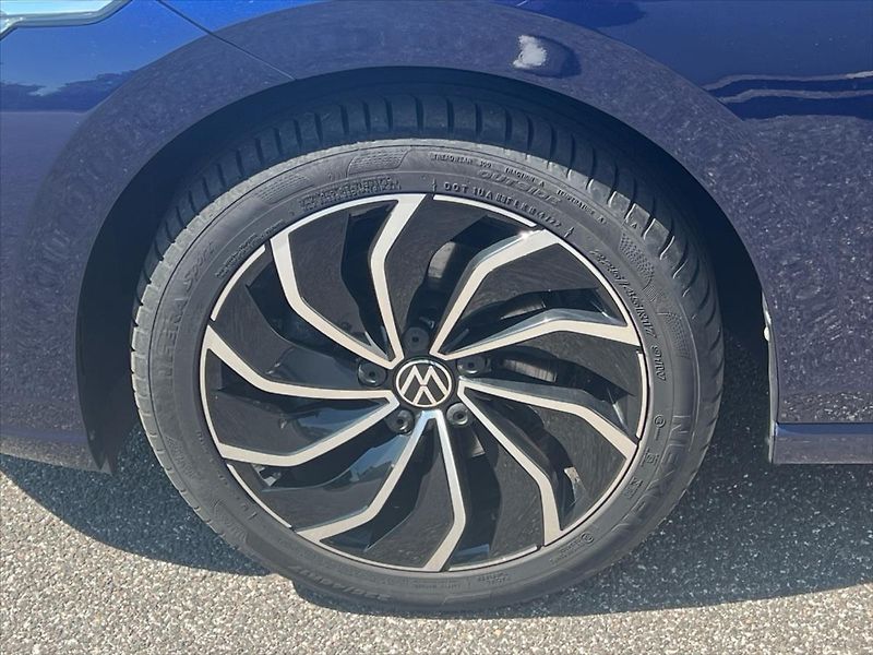 Volkswagen Golf Variant 1,5 TSi 110kW LIFE  8 - fotka 26 z 27