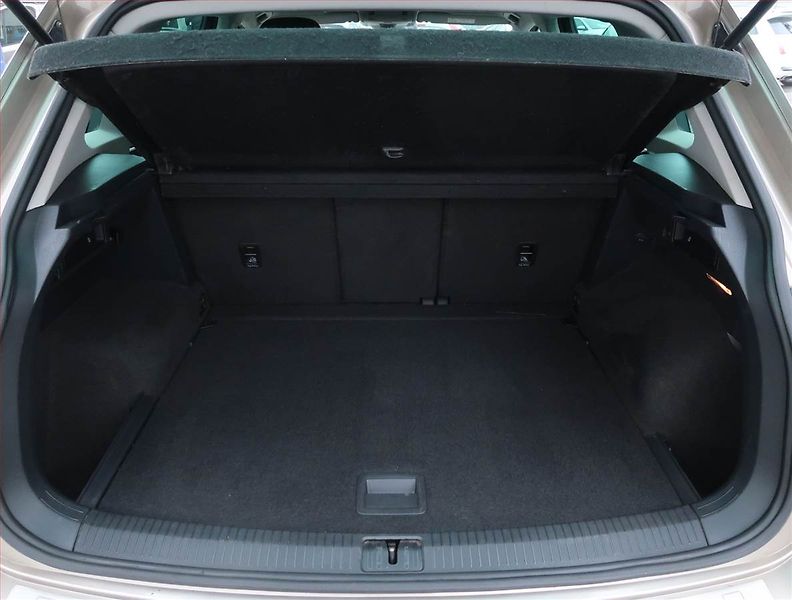 Volkswagen Tiguan (2016) Comfortline 2.0 TDI, Automat - fotka 14 z 21