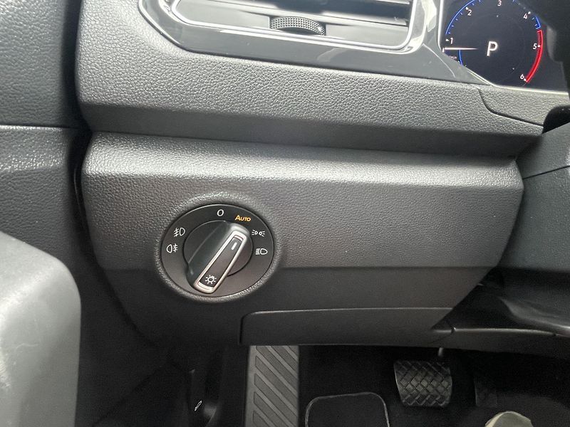 Volkswagen T-Roc (2019) 2.0 TDI 110 kW DSG SPORT - fotka 30 z 34