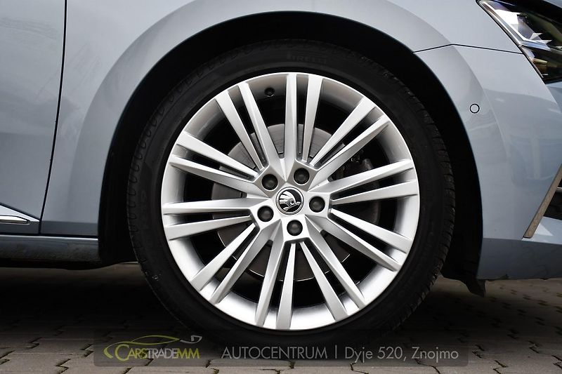 Škoda Superb 2,0TSi 206KW L&K K360 WEBASTO - fotka 54 z 61