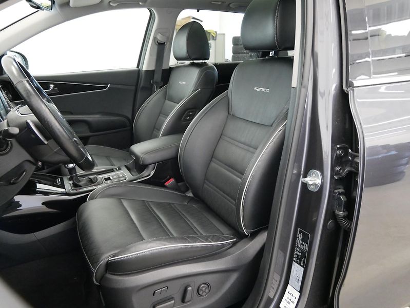 Kia Sorento - fotka 11 z 27