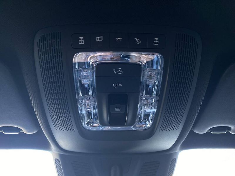 Mercedes-Benz GLB (2021) 200 d 4M Premium Plus - fotka 23 z 29