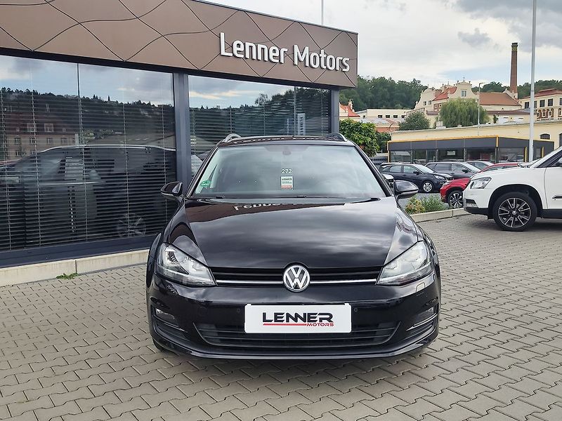 Volkswagen Golf 1.2 TSI/81kW Comfortline - fotka 2 z 40