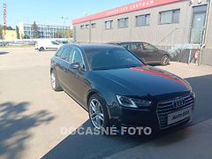 Audi A4 (2018) 3.0 TDi, servis.kniha, AT - fotografie inzerátu