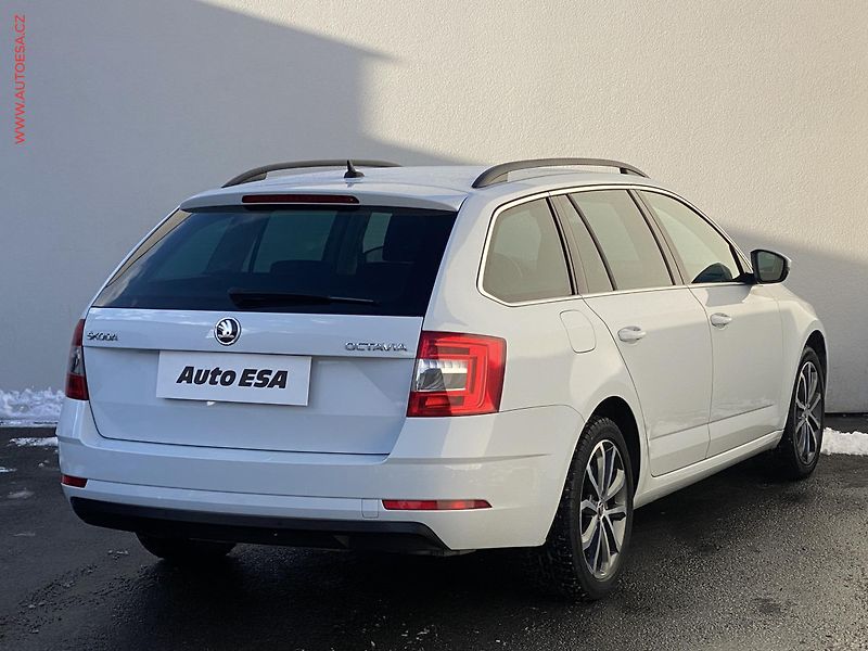 Škoda Octavia (2015) 2.0 TDi 4x4, DSG - fotka 4 z 18