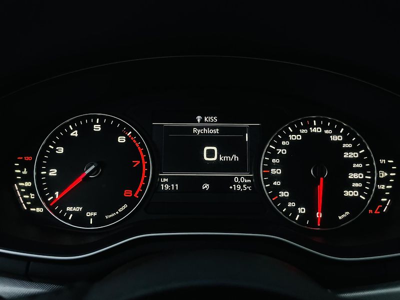 Audi A4 1.4TFSI MAN 1MAJITEL TAŽNÉ LED - fotka 42 z 44