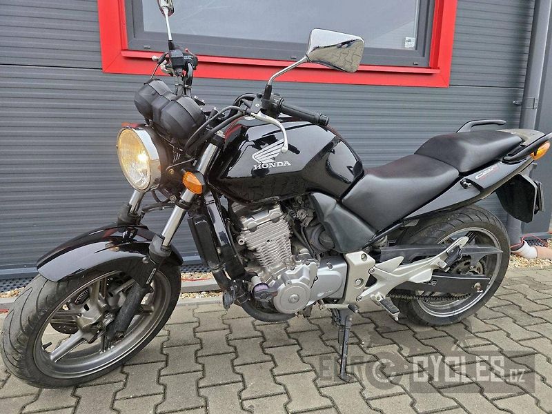 Honda CBF 500 (2007) ABS - fotka 4 z 11