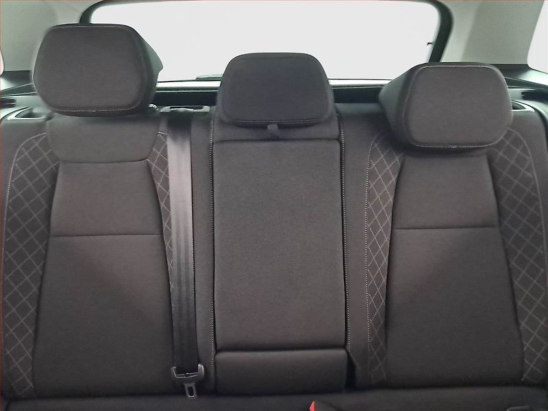 Škoda Karoq (2020) Ambition Plus 1.5 TSI - fotka 10 z 17