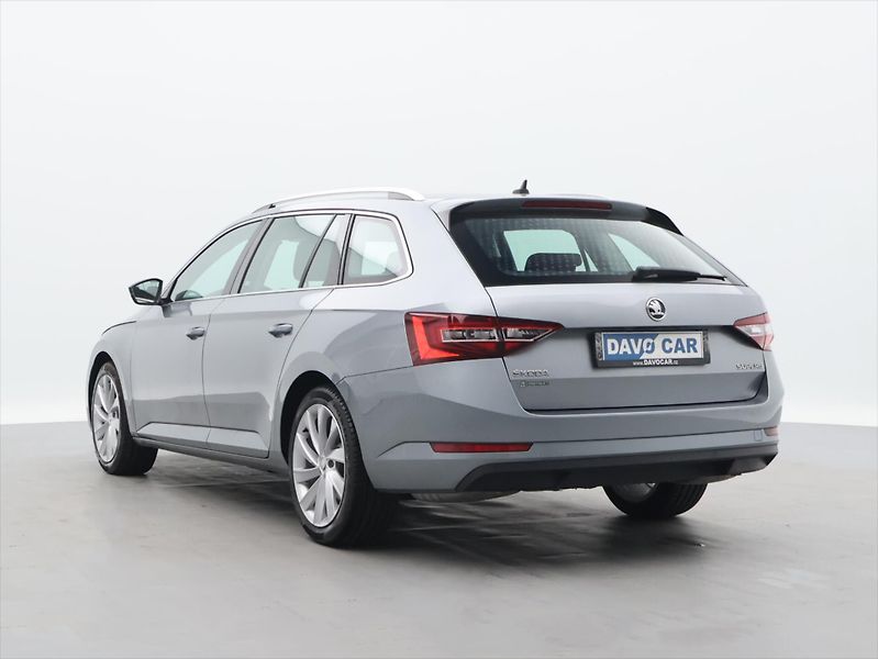 Škoda Superb 1,5 TSI 110kW CZ Xenon Navi - fotka 5 z 29