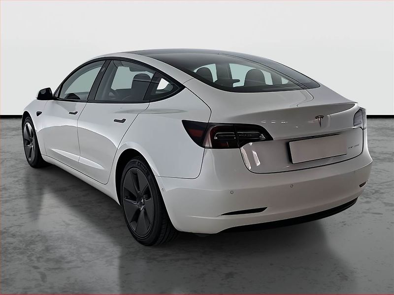Tesla Model 3 (2021) Long Range 4WD 82kWh, SoH 81% - fotka 4 z 21