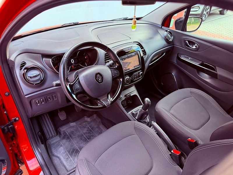 Renault Captur 0.9 TCe Intens, ČR, Serviska - fotka 15 z 25