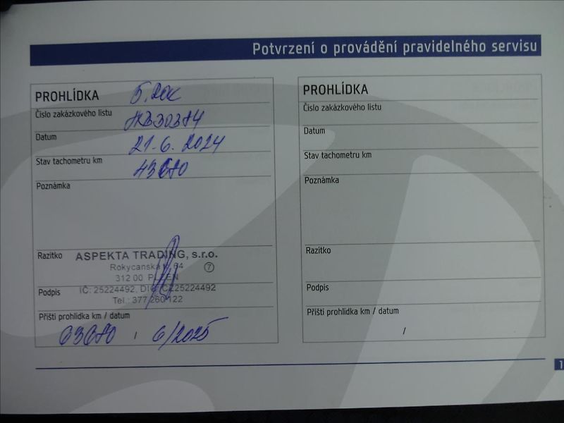 Hyundai ix20 1,6 i 91kW 56 000km - fotka 48 z 48