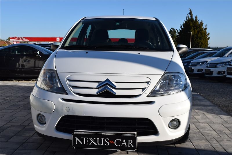 Citroën C3 1,4 i 65KW NÍZKÉ KM KLIMA ALU - fotka 2 z 39