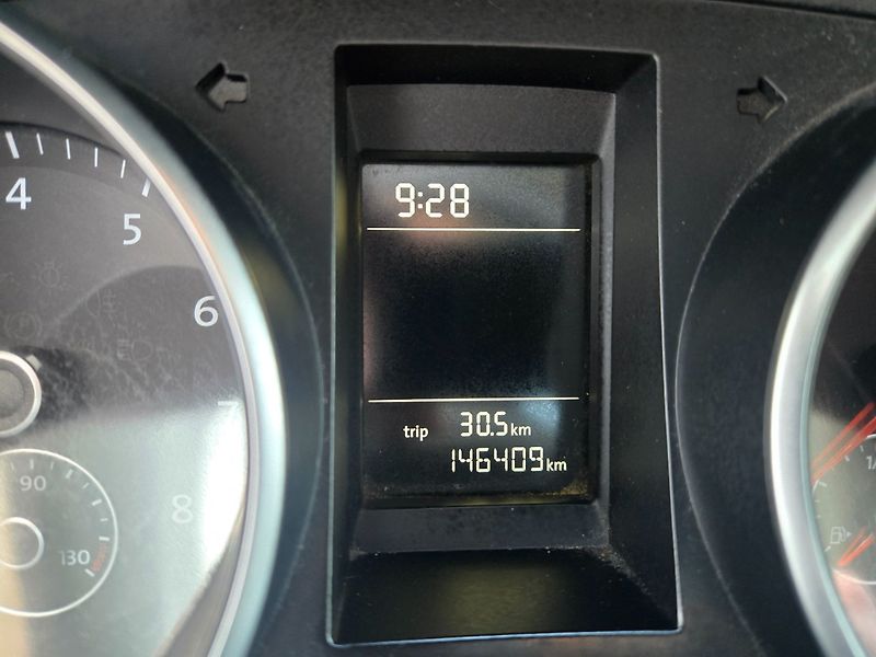 Volkswagen Golf Variant (2010) 1.2 TSI - fotka 9 z 18