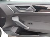 Volkswagen Touran 2.0 TDI  7DSG Highline - náhled 15